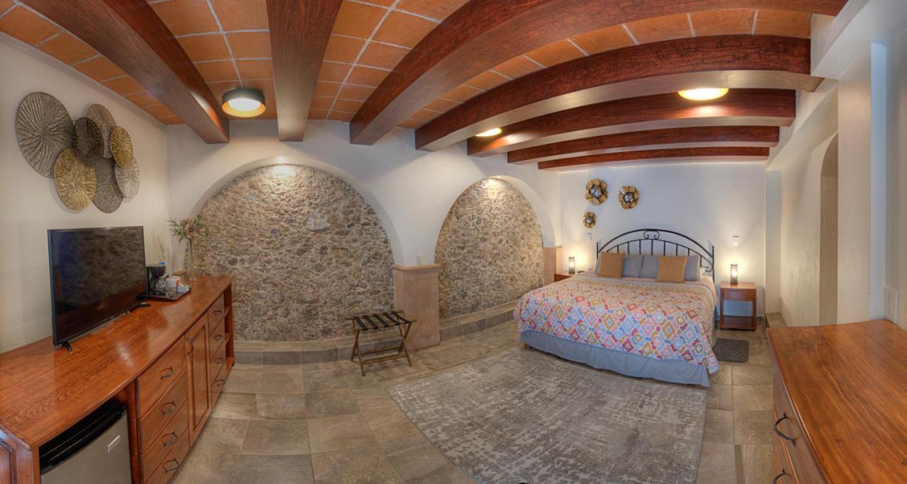 Hotel Santa Paula タスコ・デ・アラルコン エクステリア 写真