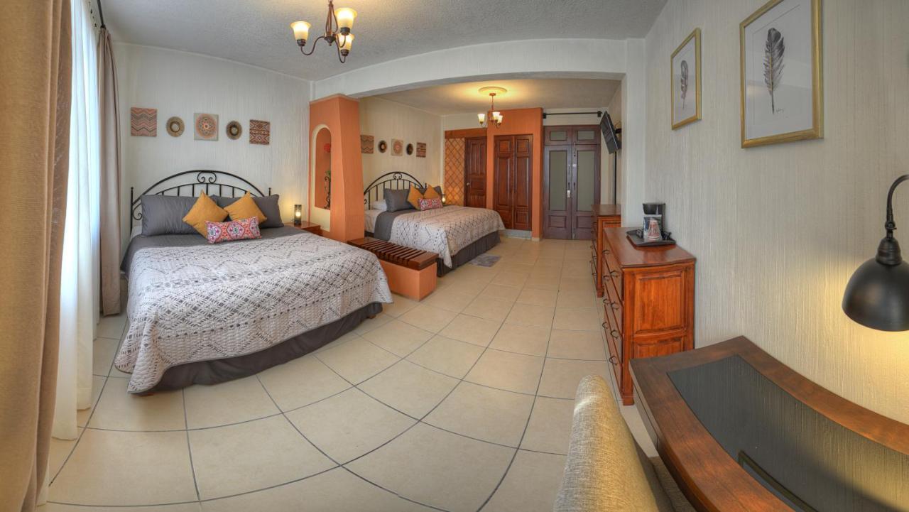Hotel Santa Paula タスコ・デ・アラルコン エクステリア 写真