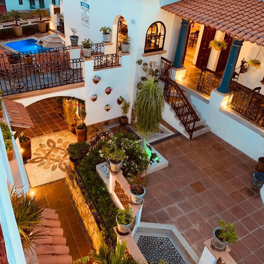 Hotel Santa Paula タスコ・デ・アラルコン エクステリア 写真